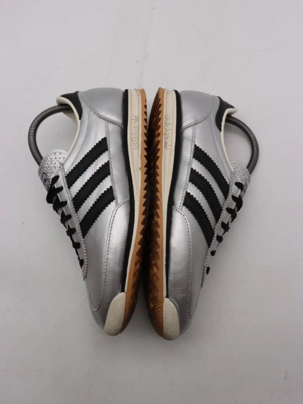 Adidas Originals SL72 OG Women’s 7.5 Sneakers Silver/Black Metallic Retro JH6363